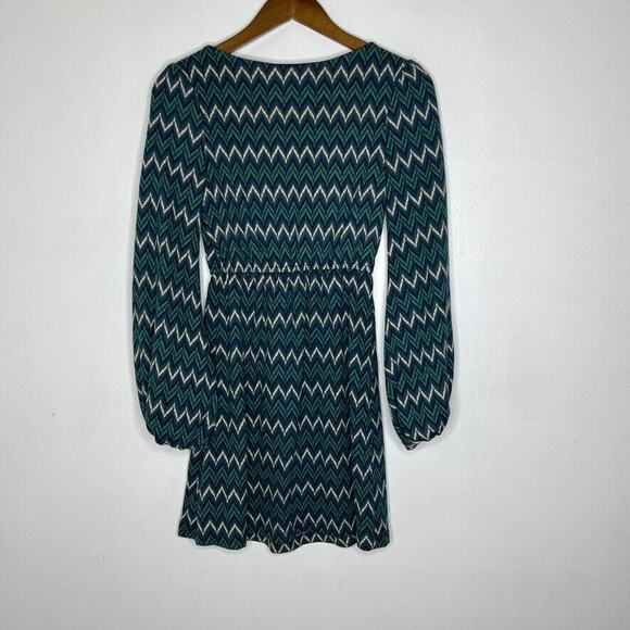Judith March Women's Chevron Print Long Sleeve Mini Dress Size S Boho Style - Picture 5 of 7